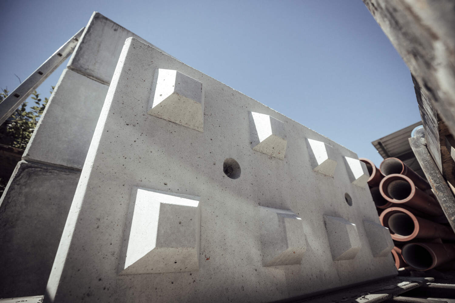 Blocs béton disponibles à la vente et à la location